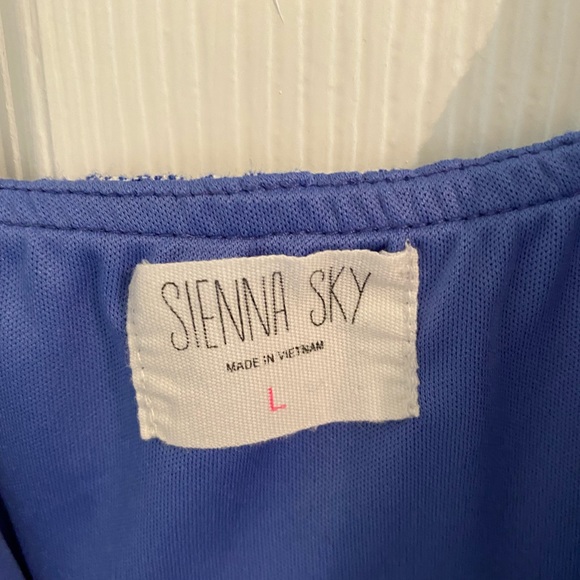 Blue women’s romper - Picture 2 of 3